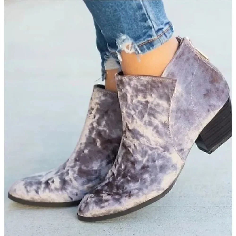 Qupid Women's Velvet Mauve Booties Size US 6
